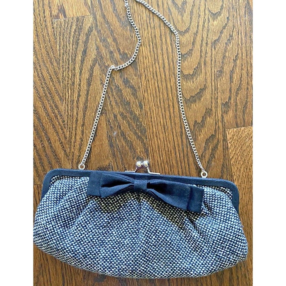 Chinese Laundry Clutch Purse Tweed With Bow Silver Hardware Chain Pink Interior